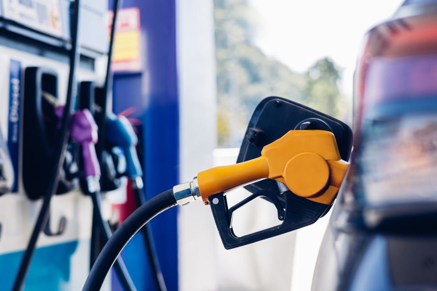 How to Save Money on Gas When Driving a Rental Car in Jamaica