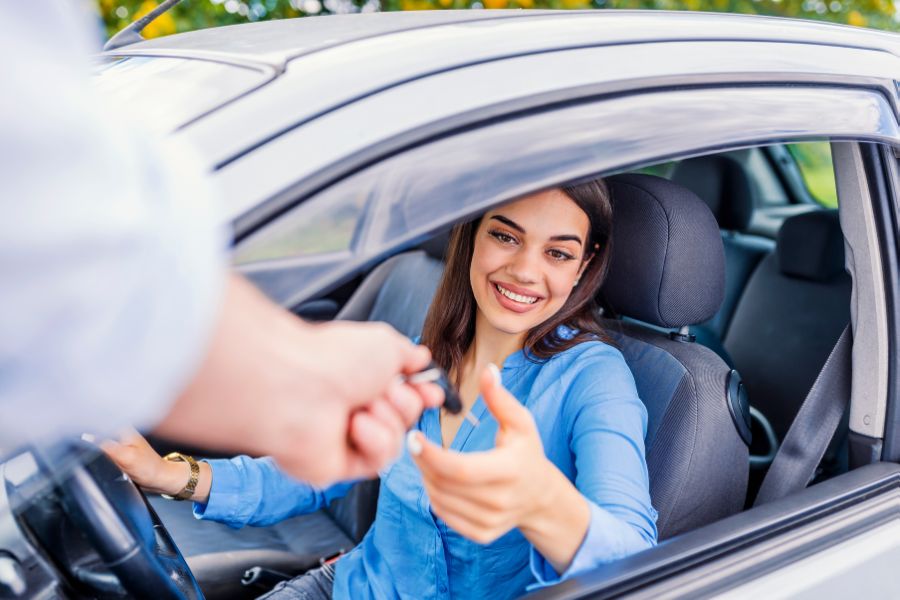 A Guide to Renting a Car at Kingston Airport in Jamaica